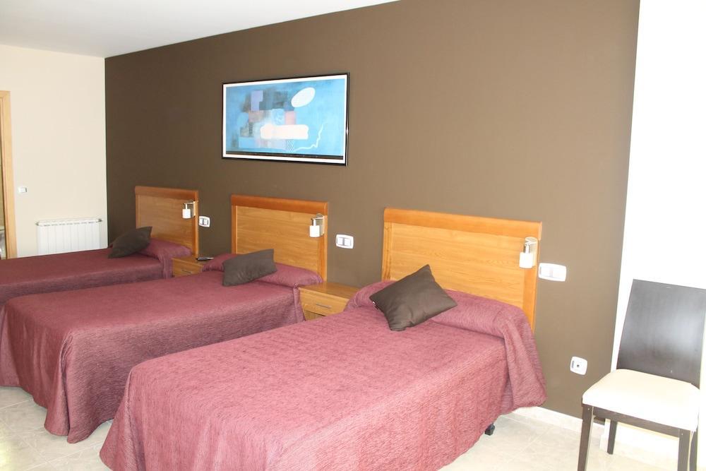 Hotel Dpcristal à Sarria Extérieur photo
