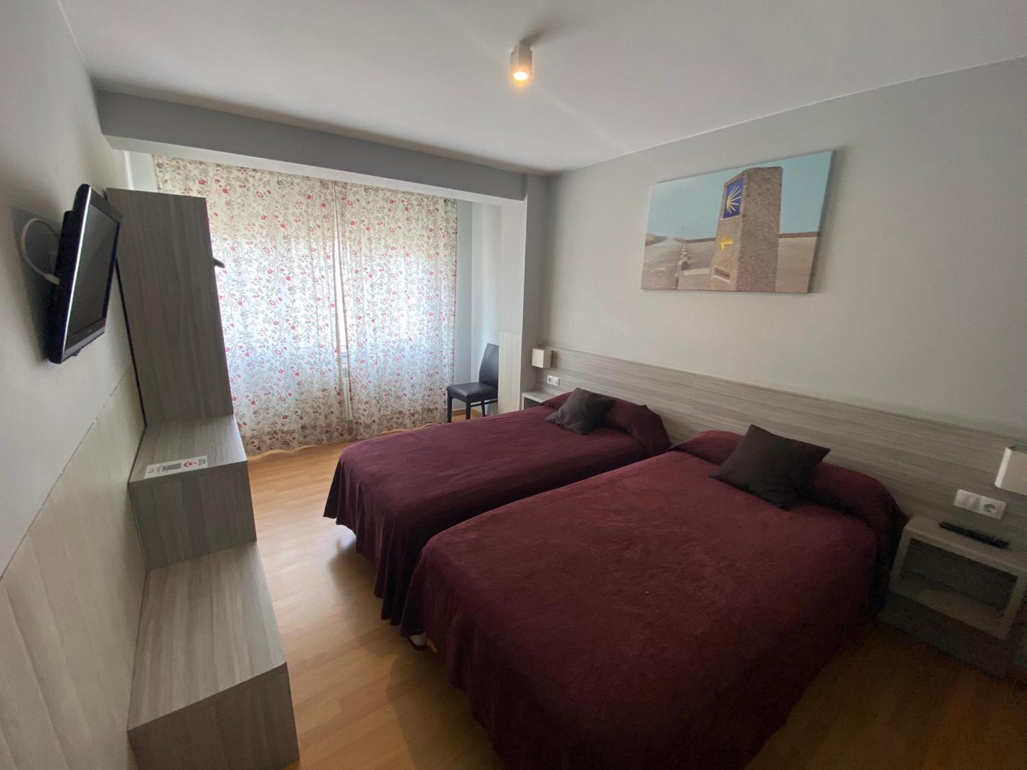 Hotel Dpcristal à Sarria Extérieur photo