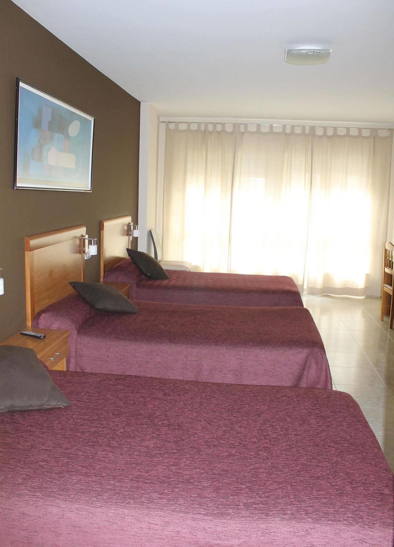 Hotel Dpcristal à Sarria Extérieur photo